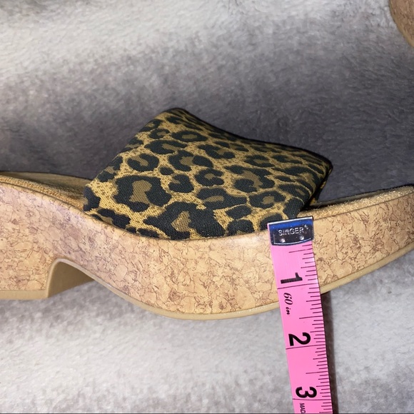American Eagle Cheetah Stretch Cork Slip On Sandal - Picture 11 of 11